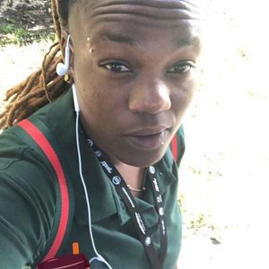 Meet your Posher, Dye